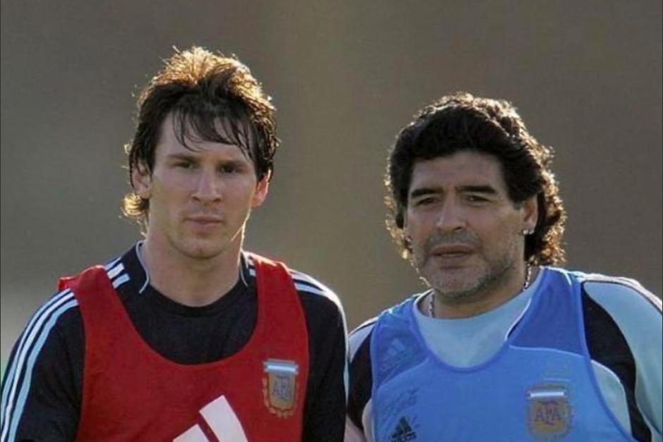 El astro del Barcelona, Lionel Messi, se despidió así del exjugador y técnico nacional, Diego Maradona. (Foto: AFP)&nbsp;