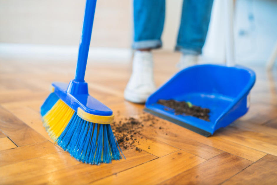 Los 7 errores que cometes cuando limpias el suelo de casa