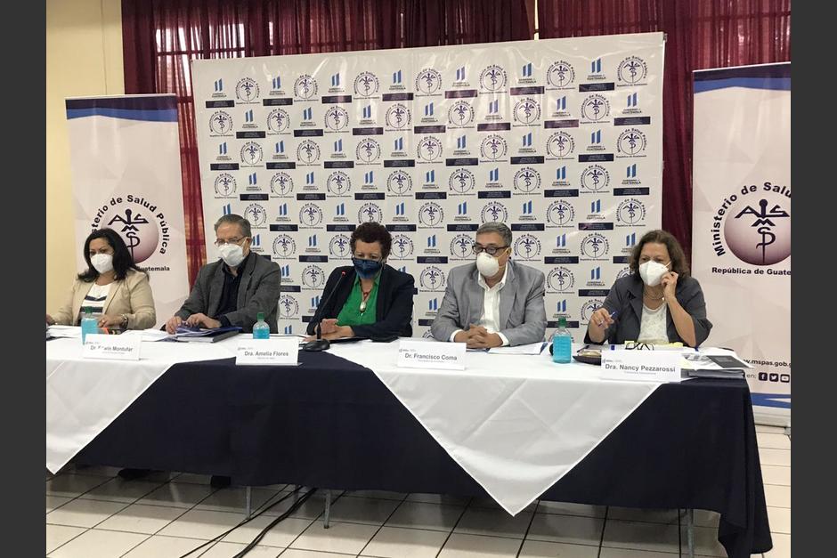 Las autoridades del Ministerio de Salud ofrecieron una conferencia de prensa. (Foto: MSPAS)
