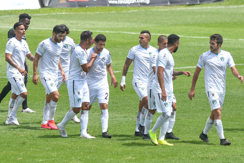 Kevin Grijalva abrió el marcador para los Cremas en el cierre de la jornada 7 del Torneo Apertura 2020. (Foto: Sergio Muñoz/Soy502)