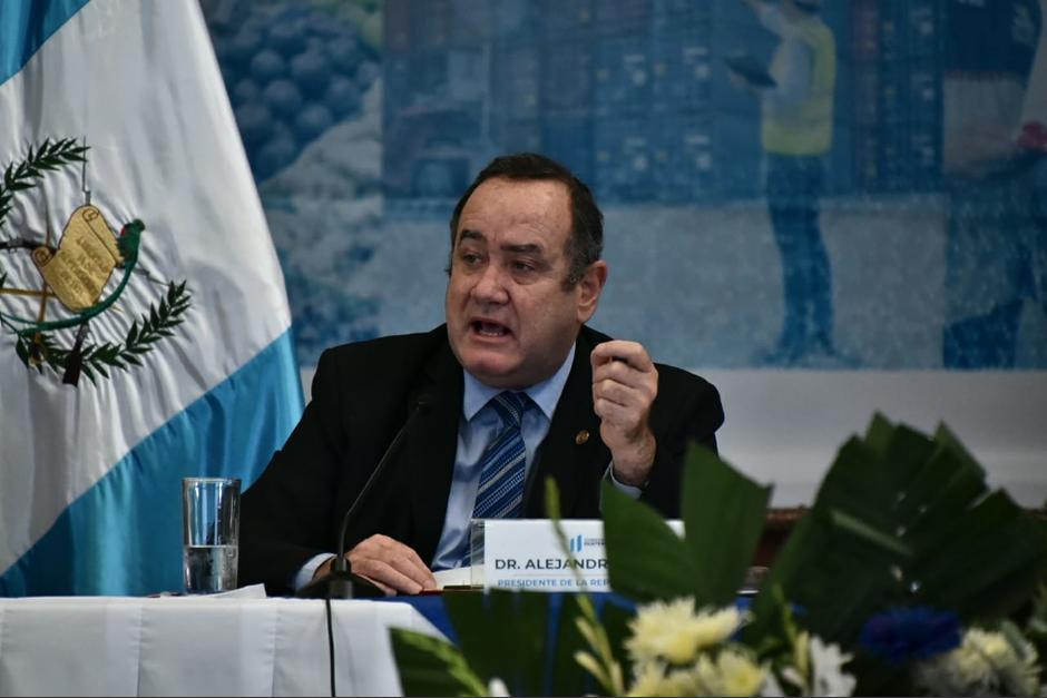 El presidente Alejandro Giammattei presentó su plan de reactivación económica para los próximos 10 años. (Foto: Presidencia)&nbsp;