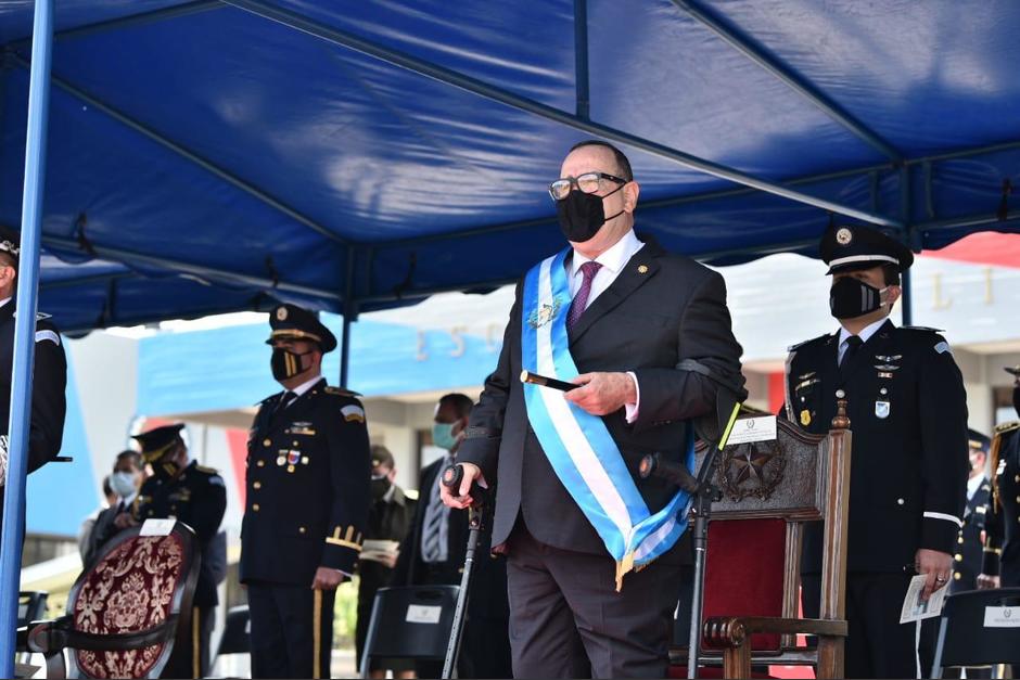 El presidente Alejandro Giammattei participó en el 147 aniversario de fundación de la Escuela Politécnica y Día del Cadete. (Foto: Presidencia)