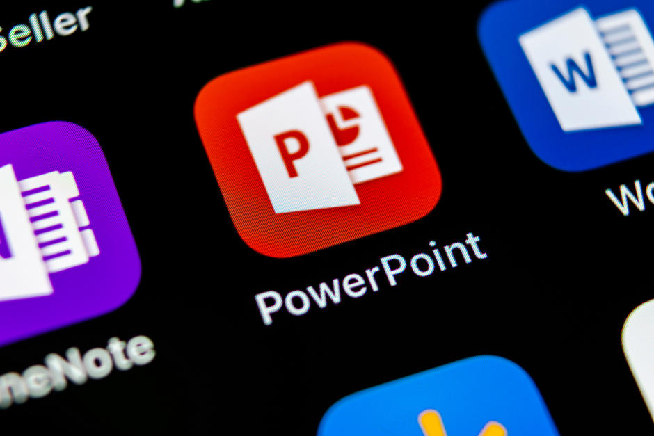 Las empresas del magnate prohibieron el uso de PowerPoint en sus empresas. (Foto: Shutterstock)