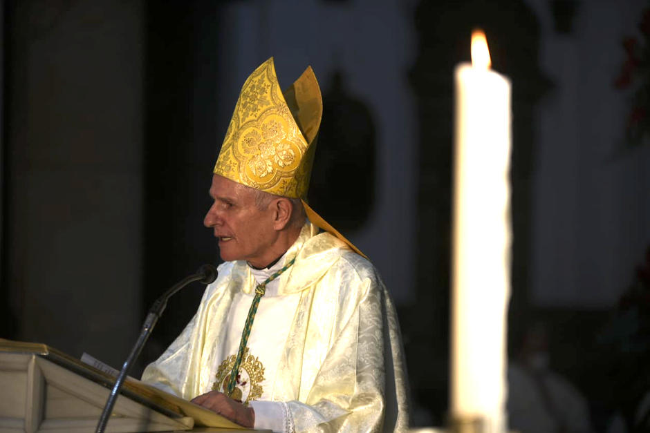 Gonzalo de Villa y Vásquez es investido como nuevo Arzobispo Metropolitano. (Foto: Wilder López/Soy502)