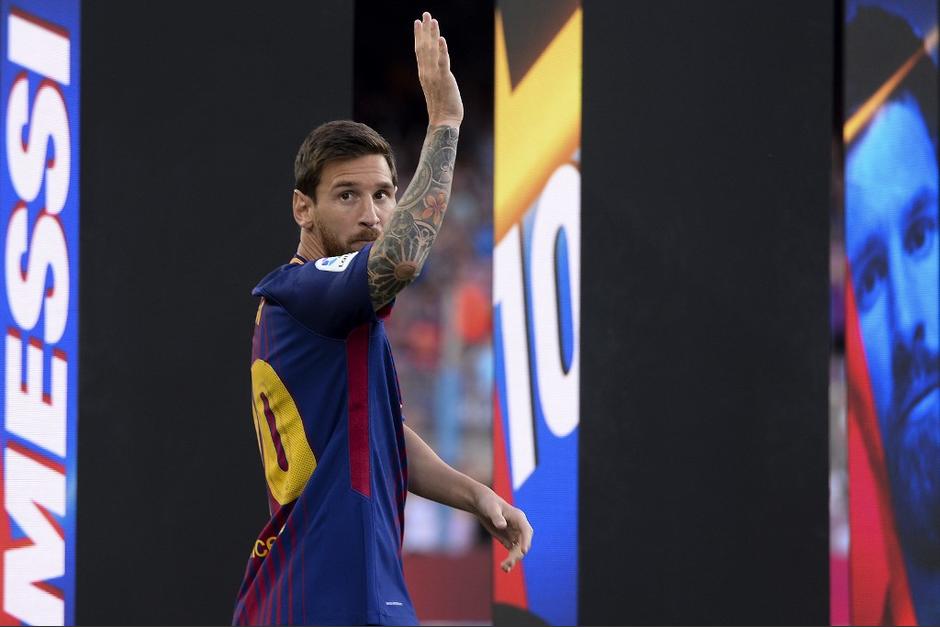 Según el medio argentino, Messi quiere evitar el litigio por lo que cumplirá con el contrato antes de abandonar Barcelona. (Foto: AFP)
