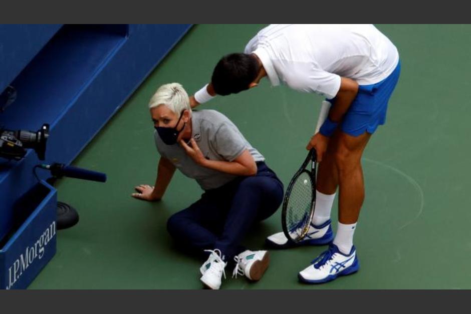 El tenista serbio quedó descalificado luego del incidente. (Foto: La información)