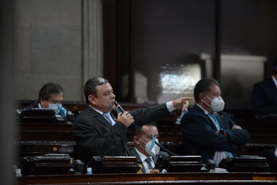 Barrios aseguró que un diputado le ofreció "leñazos". (Foto: Wilder López/Soy502)