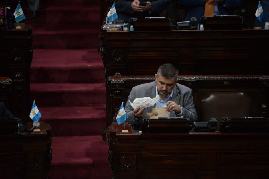 El Congreso compró refacción para los diputados durante la sesión de este martes. (Foto: Wilder López/Soy502)