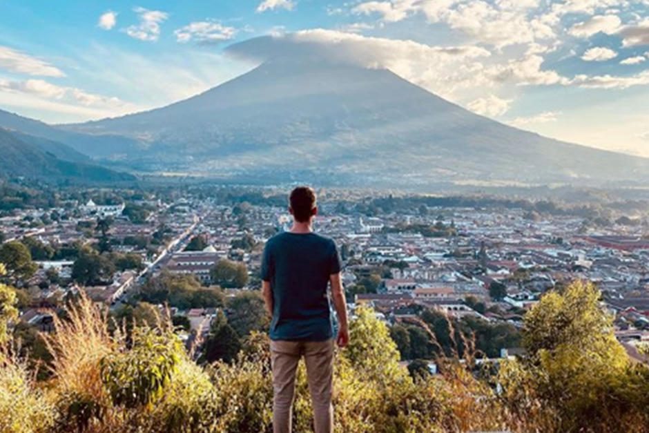 El Cerro de La Cruz es uno de los miradores más visitados (Fotografía: Instagram @tilohensel)