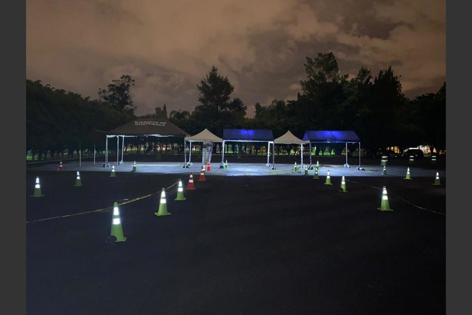 Estos son los centros de vacunación que estarán atendiendo hasta la media noche de lunes a domingo. (Foto: Ejército de Guatemala)