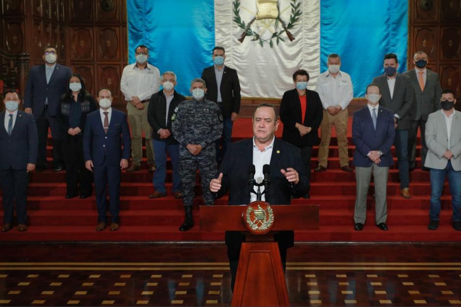 El presidente Alejandro Giammattei confirmó a todos sus ministros para continuar en el cargo. (Foto: Archivo/Soy502)