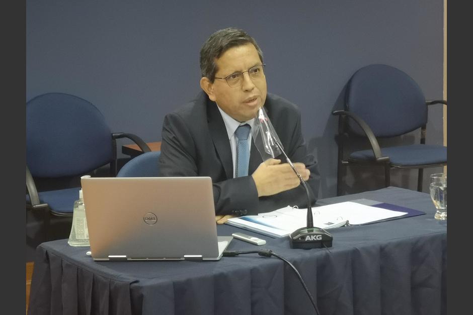 El Directorio de la SAT, por unanimidad, dio por cumplida la meta de recaudación y mantuvo en su puesto a Marco Livio Díaz. (Foto: Archivo/Soy502)