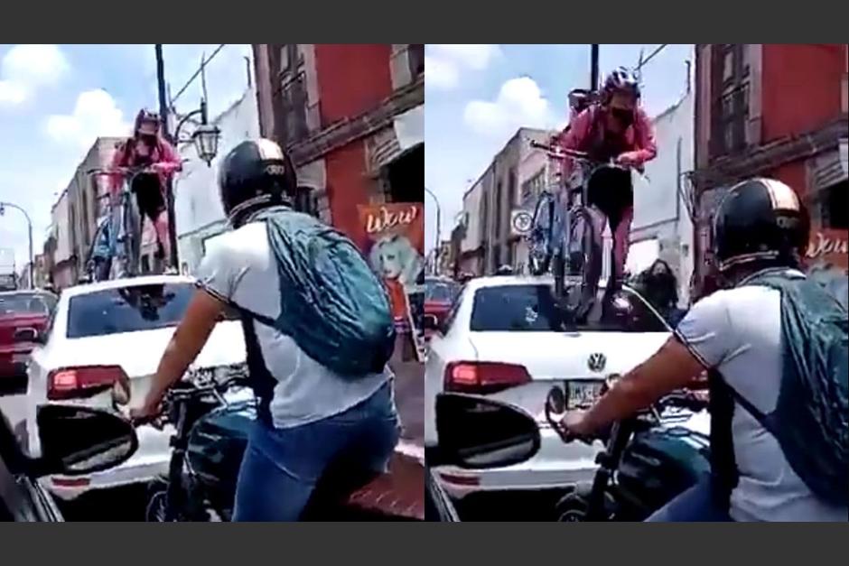 Cansada por la imprudencia de los automovilistas, la mujer quiso dejar un mensaje claro sobre su molestia. (Captura Video)