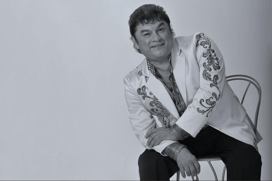 El popular cantante mexicano perdió la batalla contra el Covid-19. (Foto: Milenio)