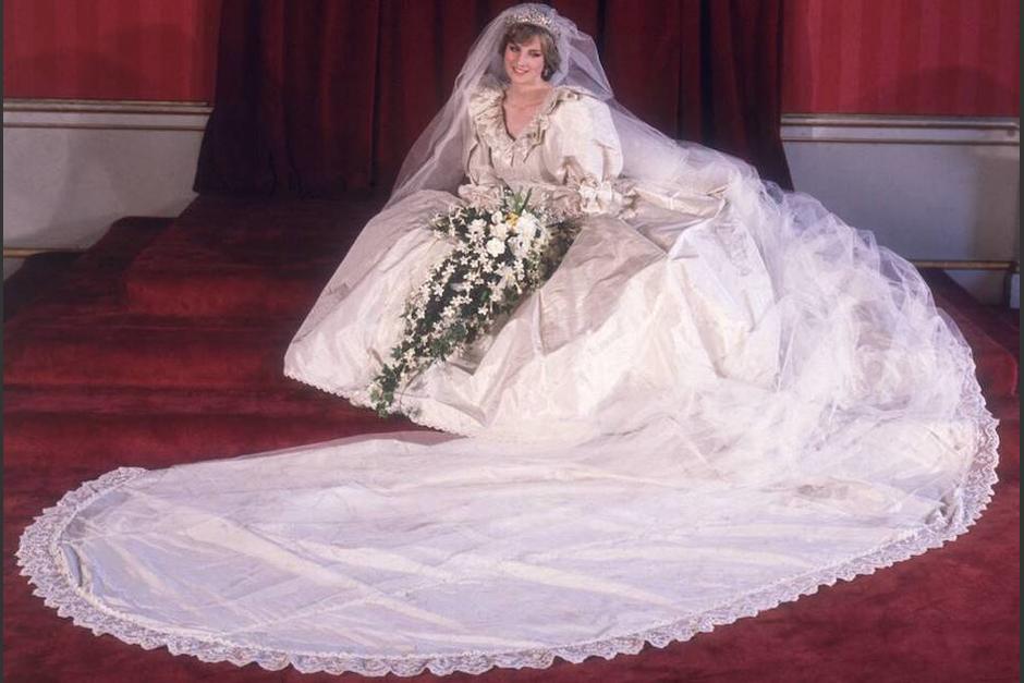 El vestido fue diseñado en 1981. (Foto: Grazia)