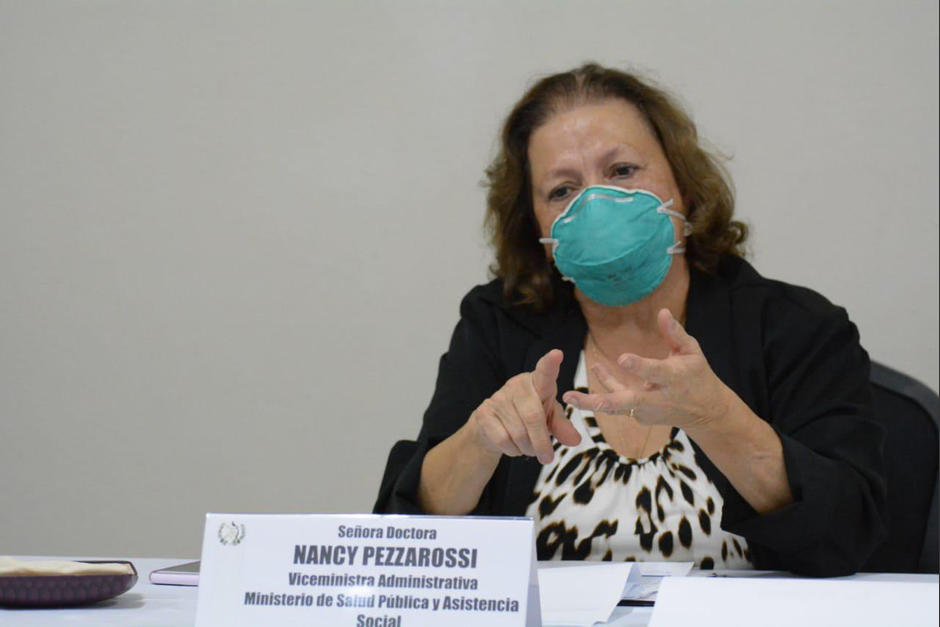 La PDH señaló que hay entre 1,500 y 1,800 casos de Covid-19 diariamente. La viceministra Nanci Pezzarossi reconoció que han perdido el control. (Foto: Ministerio de Salud)