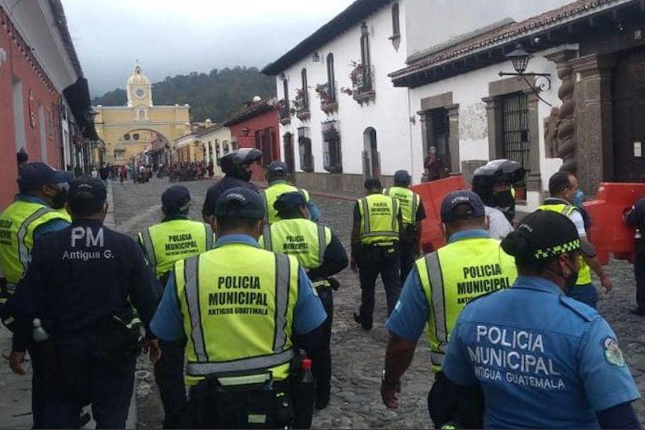 El Ministerio Público investiga la muerte de un hombre en la Antigua Guatemala. La denuncia implica a tres agentes de la Policía Municipal. (Foto: Archivo/Soy502)