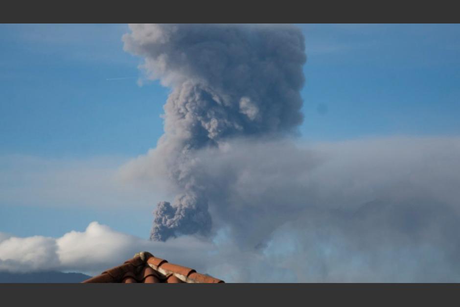 El volcán ha presentado actividad fuerte en el las últimas semanas. (Foto: Insivumeh)&nbsp;