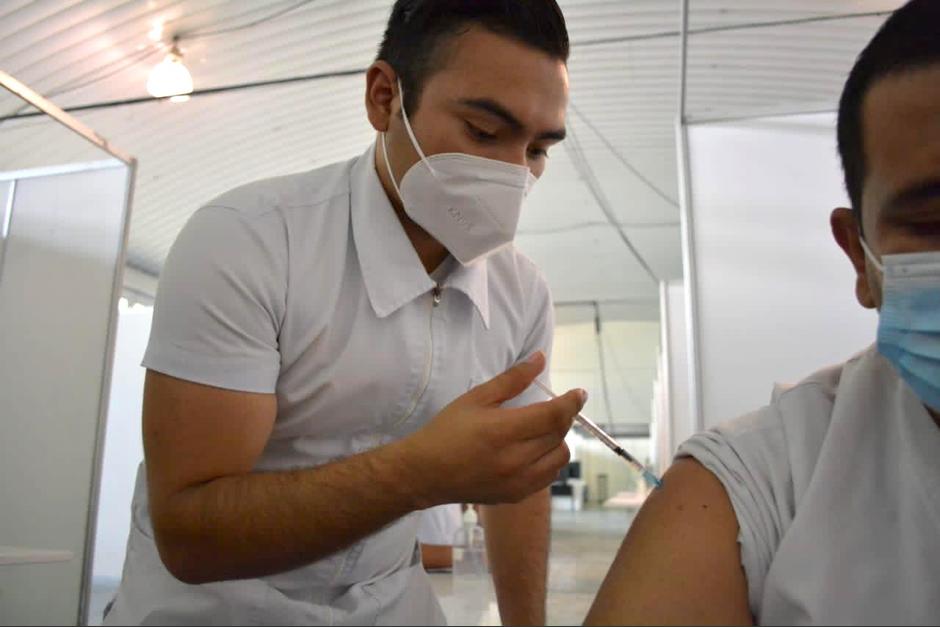 La vacuna contra el Covid-19 está siendo aplicada en Guatemala desde el 25 de febrero. (Foto: MSPAS)