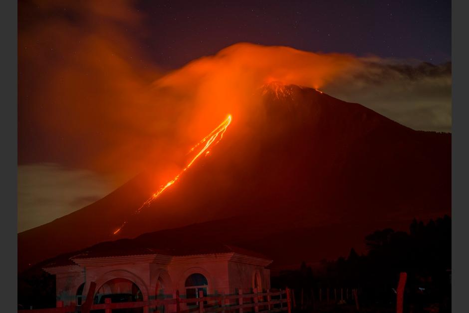 Vista de la erupción del volcán de Pacaya. (Foto: Conred)&nbsp;