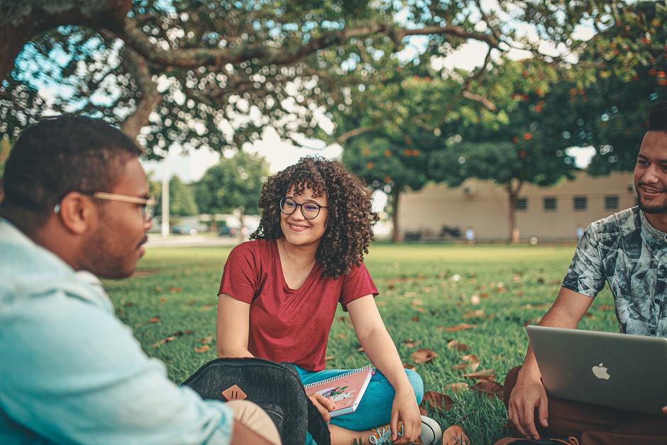 El 62% de la población estudiantil, en 2019, la conformaban jóvenes de 20 a 24 años. (Foto: Pixabay)