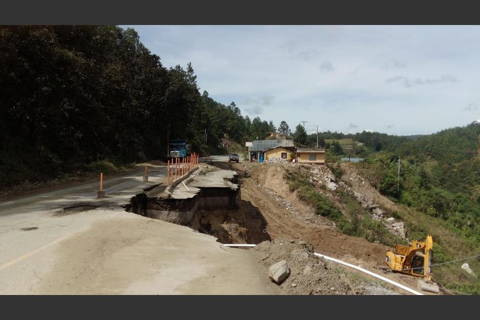 CA1 kilómetro 241 Malacatancito, Huehetenango, dañada durante la temporada de lluvias de este año. (Foto: Conred)