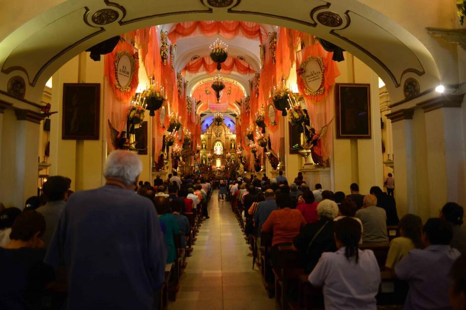 Foto de archivo de 2014, durante el inicio de las festividades de octubre en la Basílica de Santo Domingo.&nbsp; (Foto: Archivo/Soy502)
