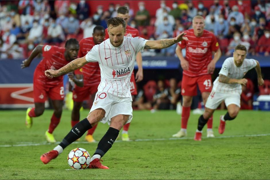 El encuentro entre el Sevilla y el Salzburg repartió puntos con el empate 1 a 1. (Foto: AFP)