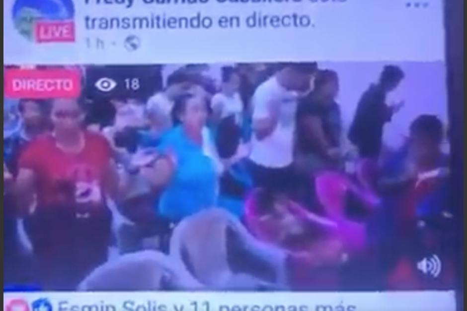 Las autoridades confirmaron la posible causa del ataque armado en contra de una mujer que participaba en un culto evangélico en una iglesia en Honduras. (Foto: captura de video)