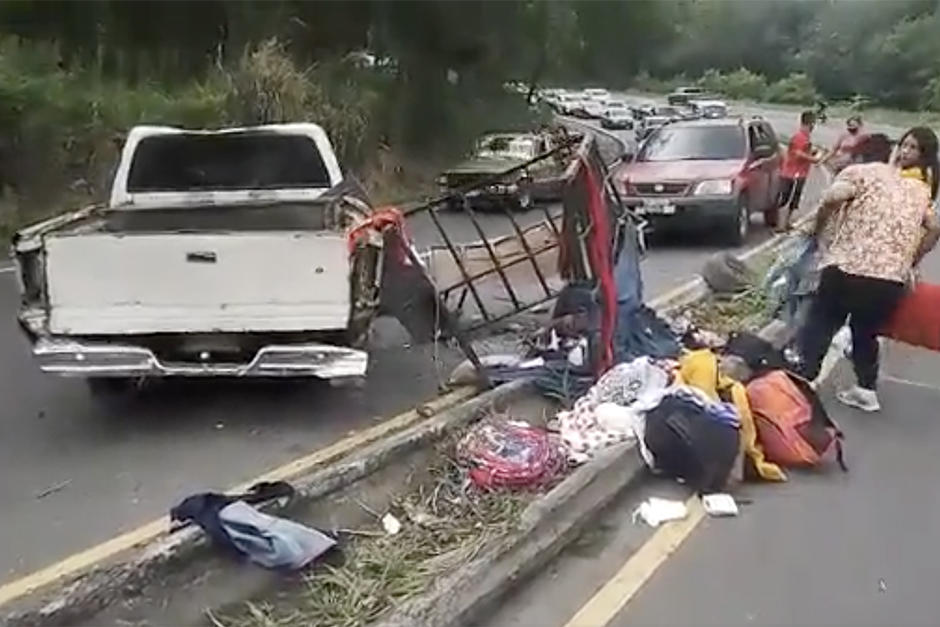 Siete personas resultaron heridas en un accidente de tránsito ocurrido jurisdicción de Escuintla. (Foto: captura de video)