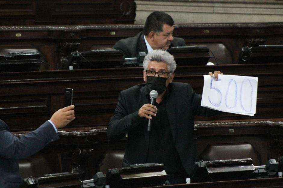 El diputado Edwin Lux criticó a los diputados que han bloqueado la interpelación al titular del MEM, Alberto Pimentel. (Foto: Cortesía)