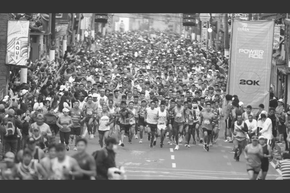 En la Medio Maratón de Cobán falleció un corredor que se desplomó en medio de la competencia. (Foto: Sports and Marketing)