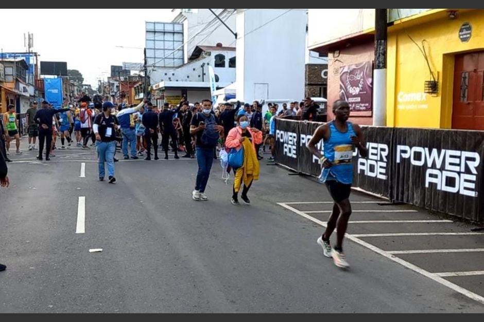 La medio maratón de Cobán inició a la 7:00 am este domingo 7 de agosto. (Foto: PNC)