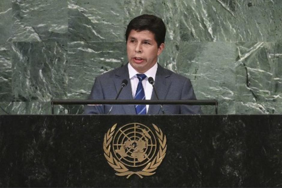 El Congreso de&nbsp;Perú&nbsp;destituyó al presidente izquierdista Pedro Castillo por "incapacidad moral", ignorando la decisión del mandatario de disolver el Parlamento y dar un autogolpe. (Foto: AFP)