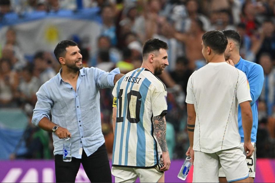 Lionel Messi y Sergio Agüero forman una pareja entrañable de amigos desde su juventud. (Foto: AFP)