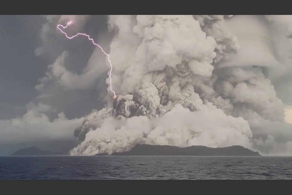 La erupción del volcán en Tonga no solo fue impactante visualmente, sino su sonido tambiñen. (Foto: archivo/Soy502)