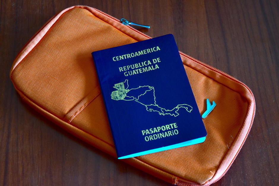 Esta es la razón por la que el pasaporte del país es azul. (Foto: Archivo/Soy502)