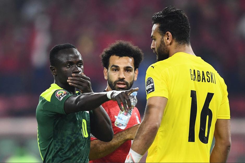 Mohamed Salah y Sadio Mané disputaron la final de la Copa Africana de Naciones. (Foto: AFP)