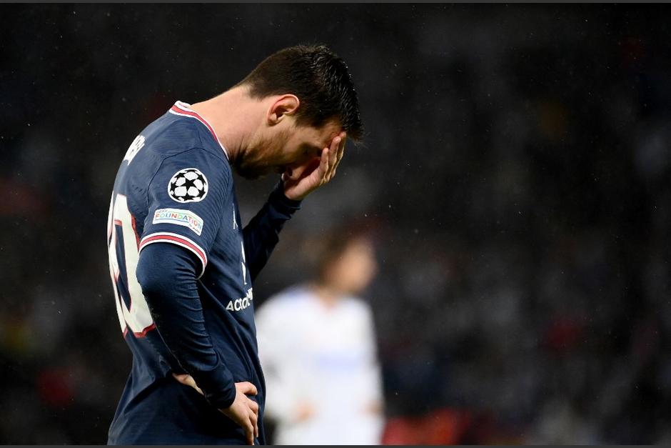 Lionel Messi falló un penal que pudo darle la ventaja al PSG antes del gol de Mbappé. (Foto: AFP)