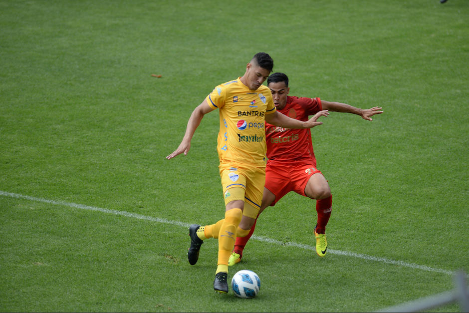 Los Rojos recibieron a Cobán en el primer encuentro del Apertura 2022. (Foto: Nuestro Diario)