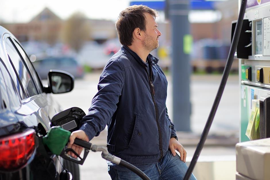 Las gasolineras actualizaron sus precios y para este martes 21 de junio registran una rebaja en los hidrocarburos. Sin embargo, el diésel registró un alza. (Foto: Shutterstock)