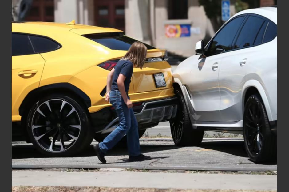 El hijo de 10 años de Ben Affleck chocó un&nbsp;Lamborghini Urus de color amarillo. (Foto: Cordon Press)&nbsp;