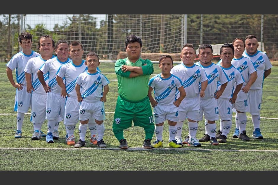 Regresa al país la selección guatemalteca de talla baja tras su participación en la Copa América. (Foto: Facebook oficial)