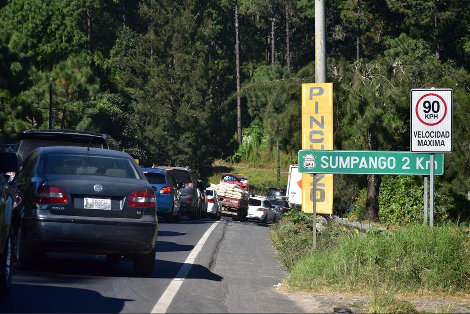 Se reporta tráfico pesado para el ingreso a Sumpango, Sacatepéquez. (Foto: Fredy Hernández /Soy502)