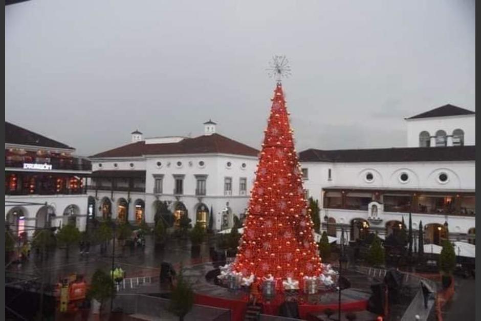 Ciudad Cayalá se prepara para la inauguración de la temporada navideña 2022. (Foto: Informante Petén)