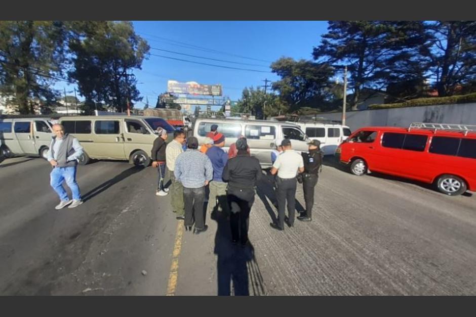 Los transportistas anunciaron este miércoles 16 de noviembre que los bloqueos en todo el país continuarán hasta llegar a un acuerdo. (Foto: Archivo/soy502)