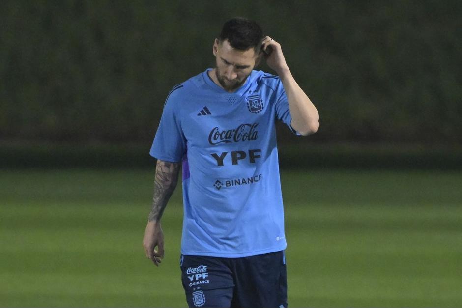 Messi ha generado cierta preocupación, aunque el cuerpo técnico trata de no alarmarse. (Foto: AFP)