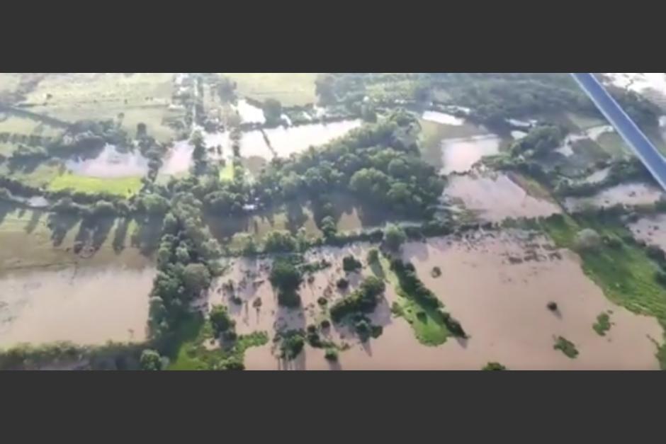 En un sobrevuelo se observó cómo quedaron varias áreas afectadas por Julia. (Foto: Captura de Pantalla)