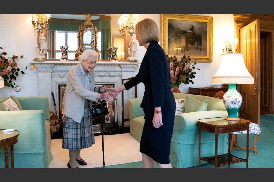 El pasado 6 de septiembre la primera ministra&nbsp;Liz Truss&nbsp;tuvo un&nbsp;encuentro con la reina Isabel. (Foto: AFP)&nbsp;