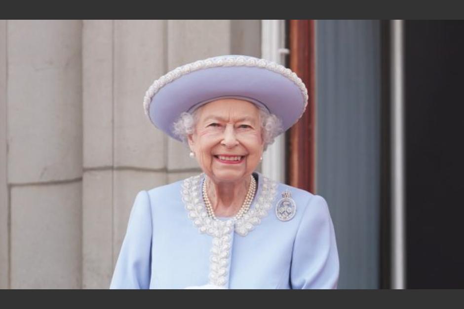 La reina Isabel II falleció sin cumplirse su última voluntad. (Foto: OkDiario)